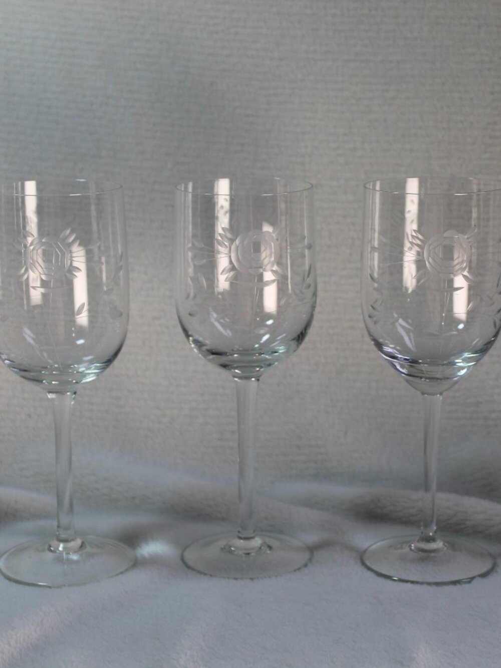 Set 3 Crystal Clear Ind 2690 Deco Rose Etched 7.5" Depression Era Wine Glasses